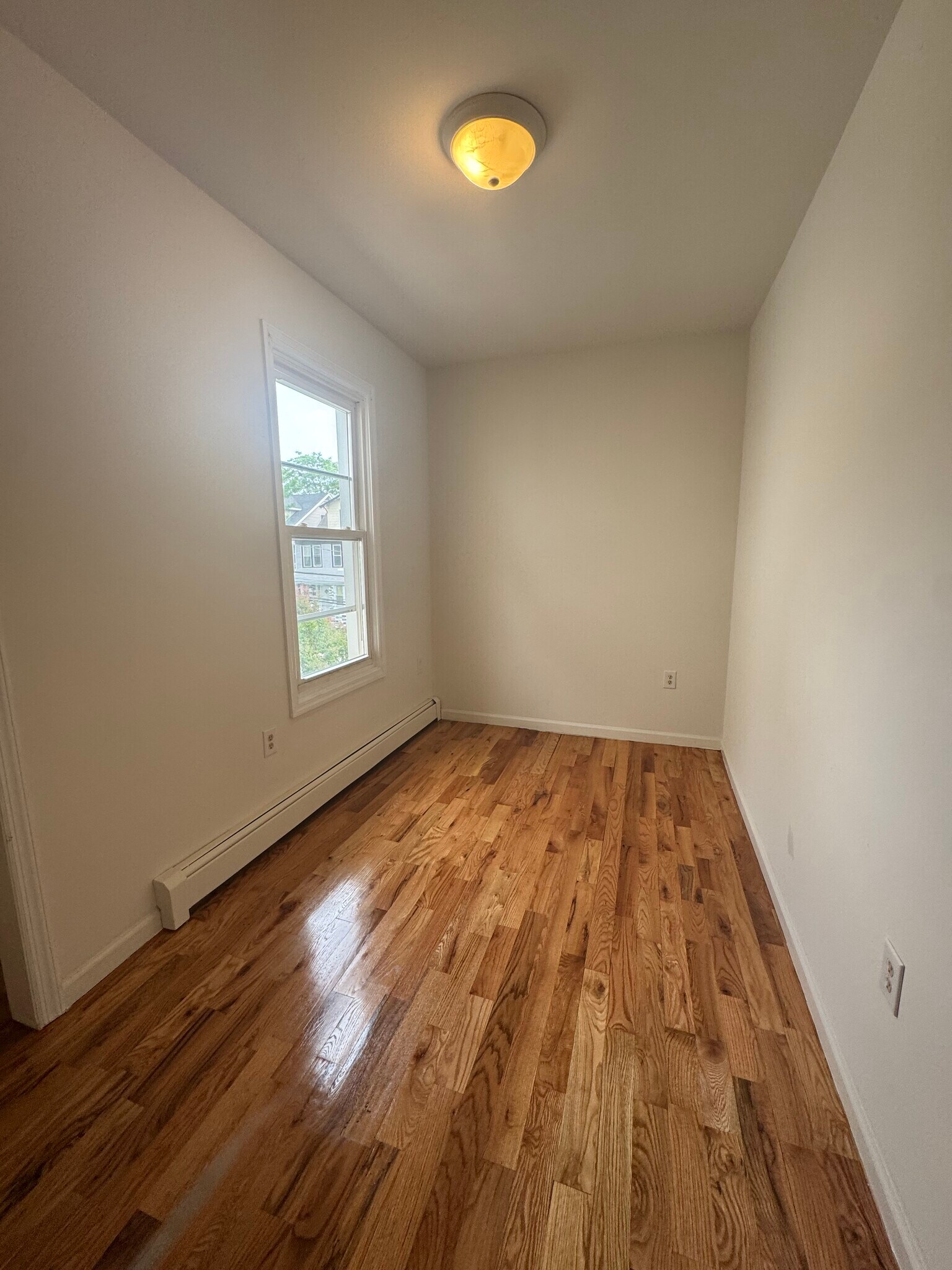 Building Photo - 233 Renner Ave