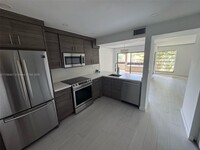 Building Photo - 9010 SW 125th Ave