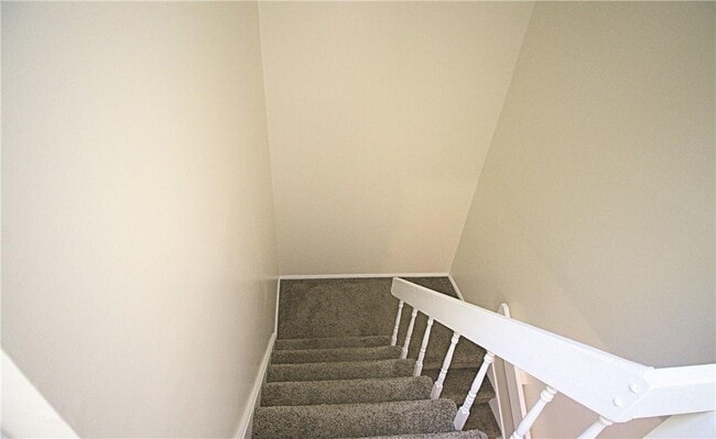 Building Photo - 2507 Whispering Hills Dr