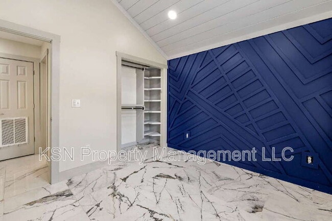 Building Photo - 106 Laurel Oaks