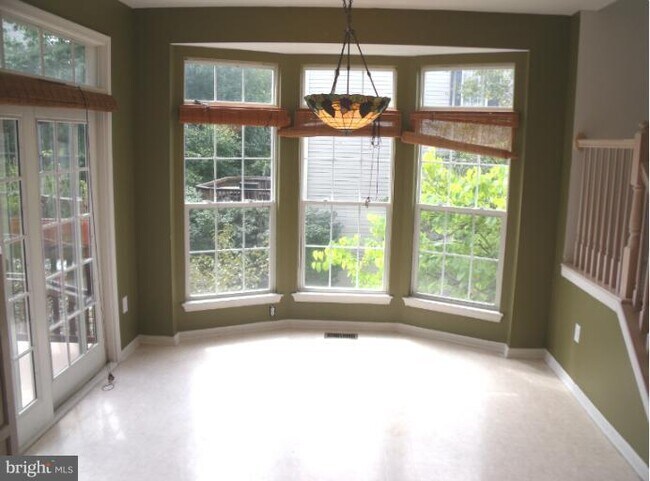 Building Photo - 13014 Shamrock Glen Dr