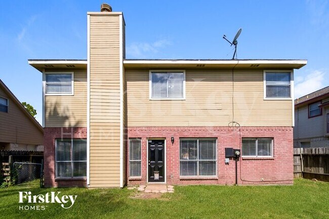 Building Photo - 1219 Catskill Dr