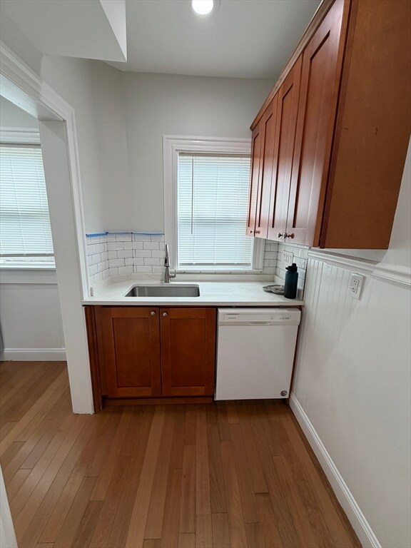 Building Photo - 832 Montello St