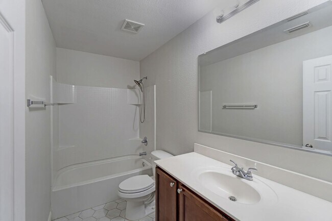 Building Photo - Ready for you to call this one home!