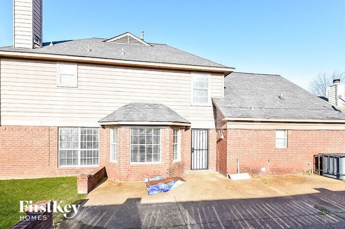 Building Photo - 7749 Roxshire Cove