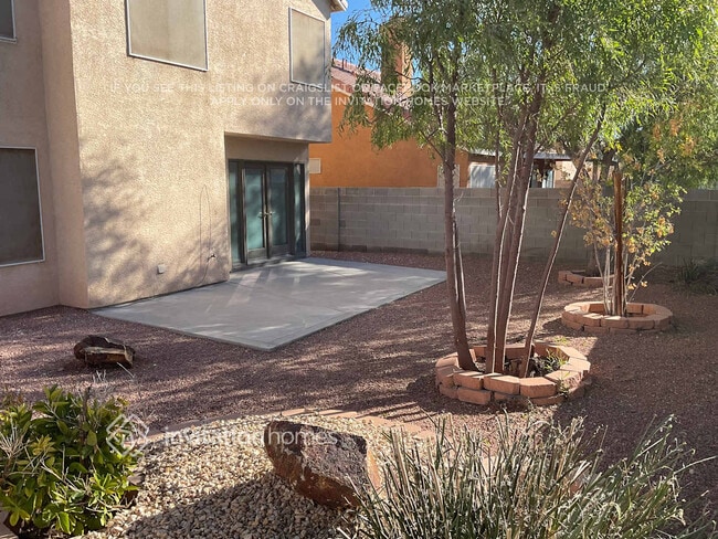 Building Photo - 1729 Splinter Rock Way