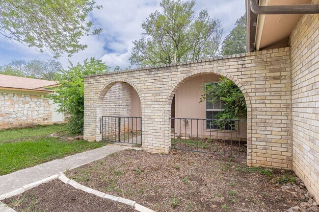 Building Photo - 8127 Babe Ruth St