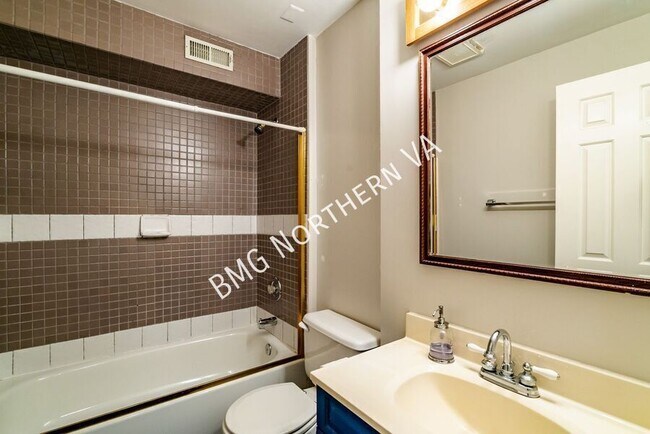 Building Photo - 12536 Flatwood Cir