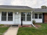 Building Photo - 664D Plymouth Dr