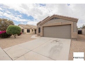 Building Photo - Stunning 4/2 El Mirage House - Spacious, S...