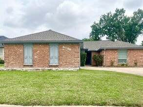 Building Photo - 6218 Woodland Forest Dr