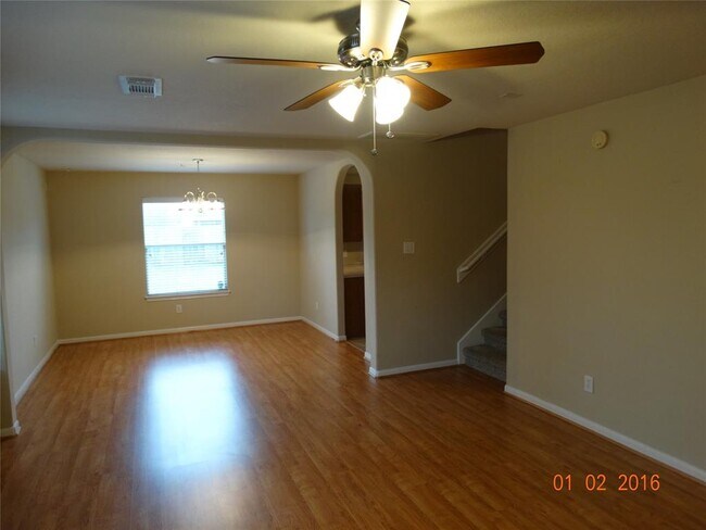 Building Photo - 2414 Gwenfair Dr