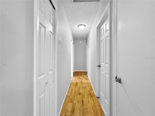 Building Photo - 1003 County Rd 17A W