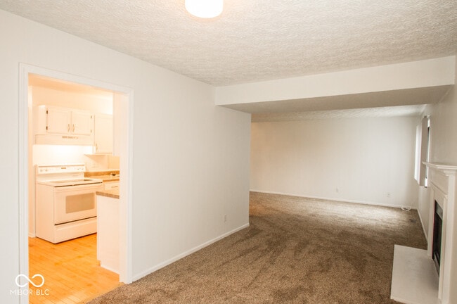 Building Photo - 1838 Keystone Lakes Dr