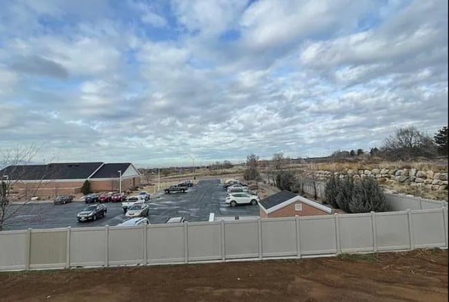 Building Photo - Coming soon! 5 Bedroom/2.5 Bathroom unit i...