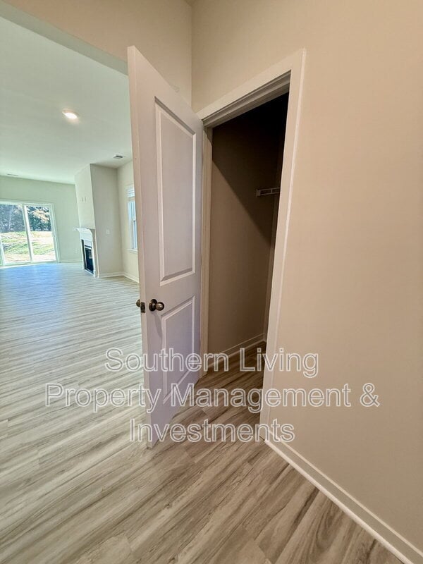 Building Photo - 12415 Lady Bell Dr