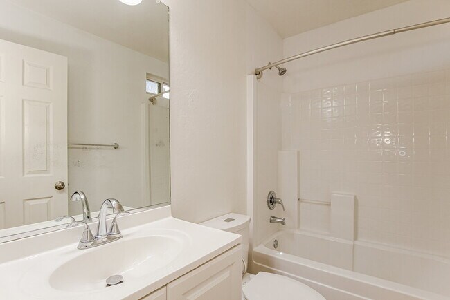 Building Photo - 12024 W Rosewood Dr