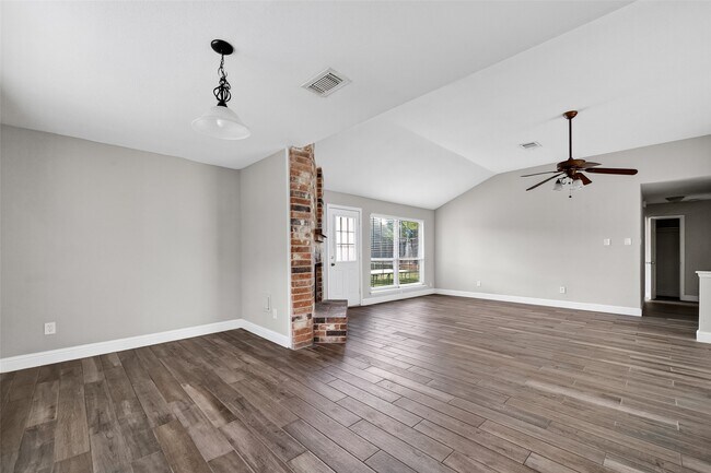 Building Photo - 3218 Tynemeadow Ct