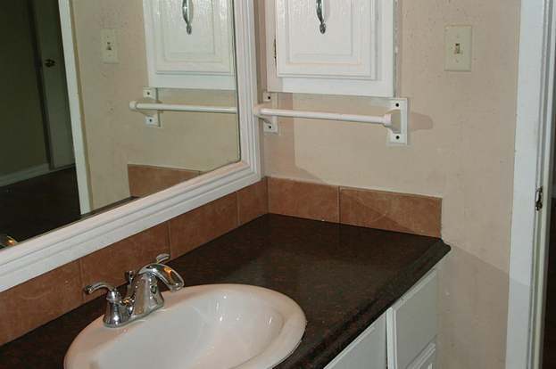 Building Photo - 13627 Montaigne Dr