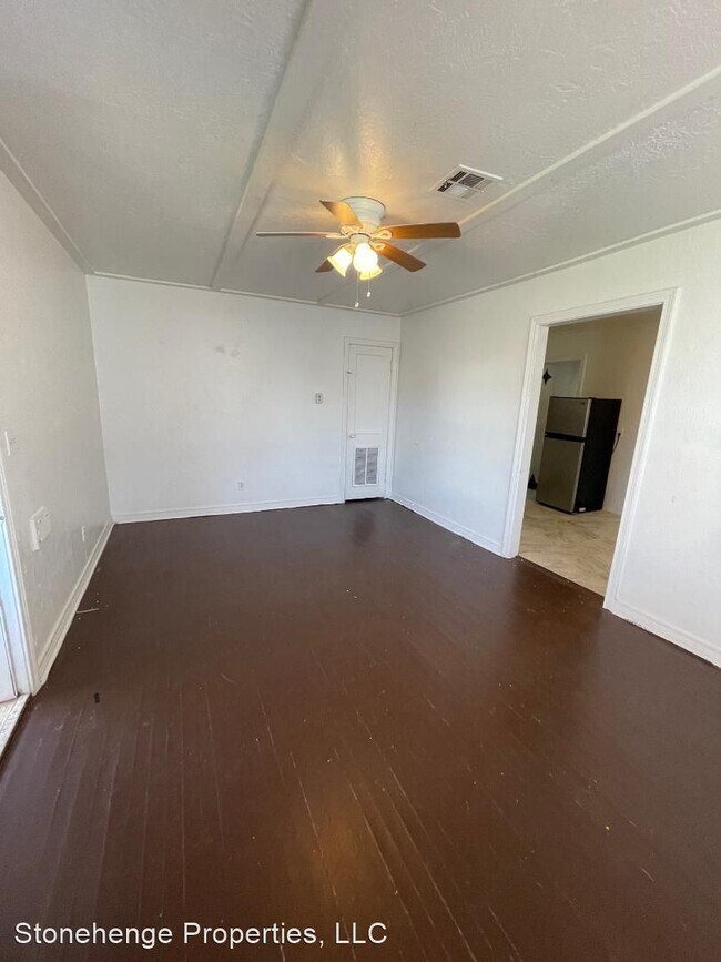 Building Photo - 1 br, 1 bath House - 1030 Arkansas St.