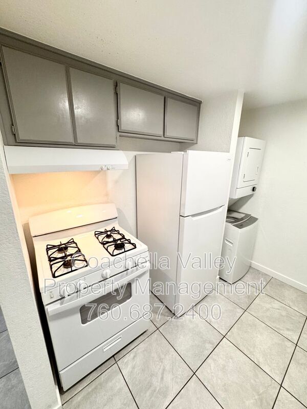 Building Photo - 12800 Quinta Way