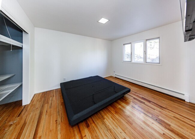 Building Photo - Palmer Park 3 bedroom