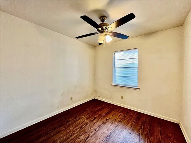 Building Photo - 3809 Titan Trail