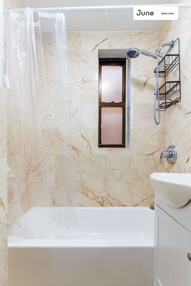 Building Photo - 531 W 48th St