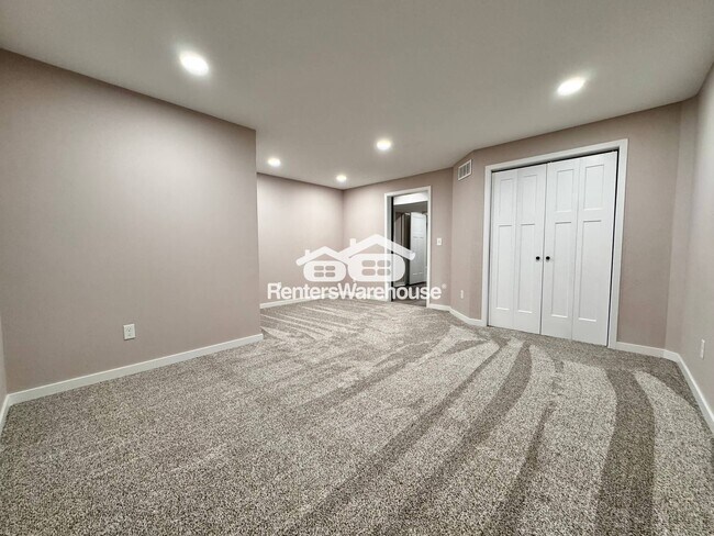 Building Photo - 1200 Locust St