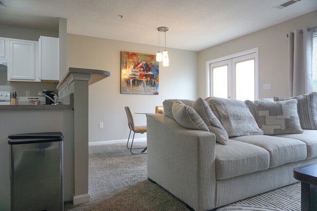 Building Photo - 183 Swaying Pine Ct