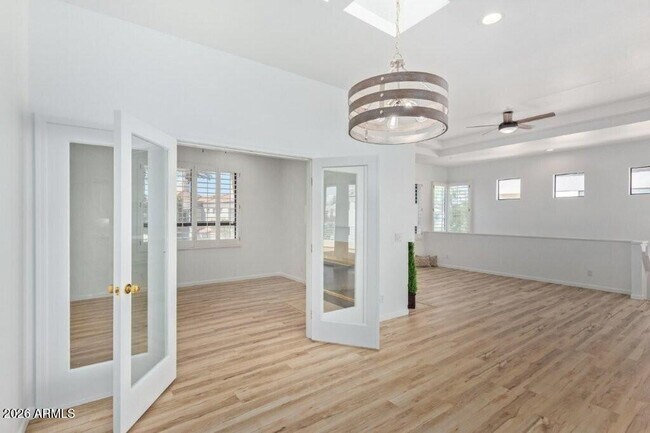 Building Photo - 7222 E Gainey Ranch Rd