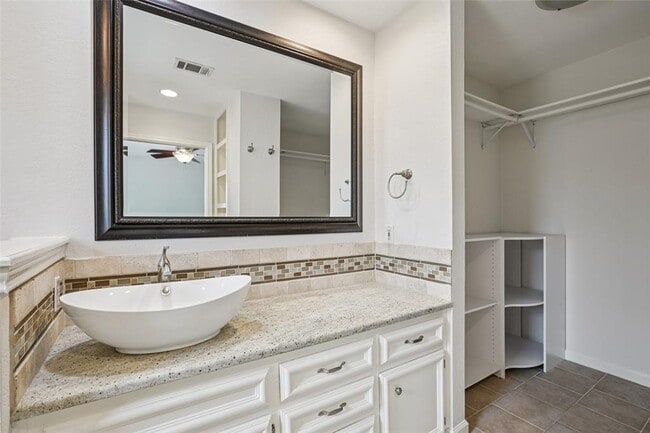 Building Photo - 4713 Trail Crest Cir