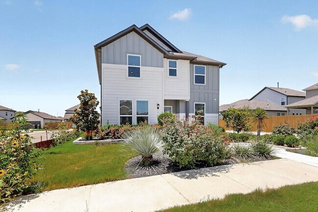 Building Photo - 13817 Gilwell Dr
