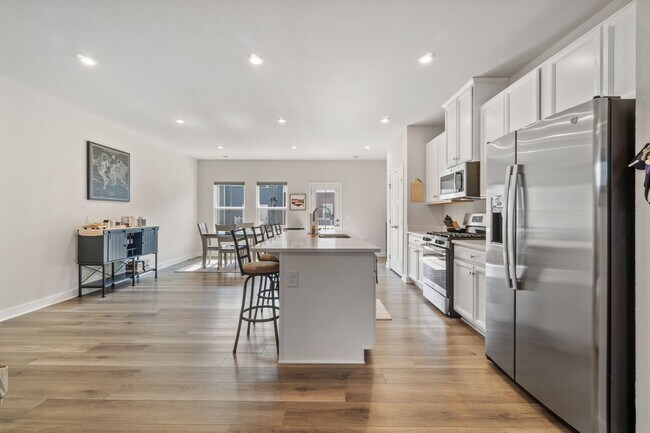 Building Photo - 2694A Azalea Garden Road