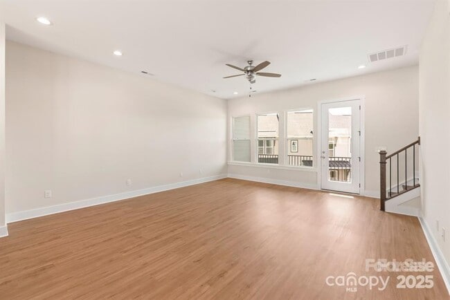 Building Photo - 312 Ferebee Pl