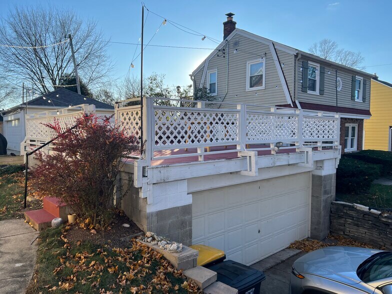 Building Photo - 2379 N 65th St