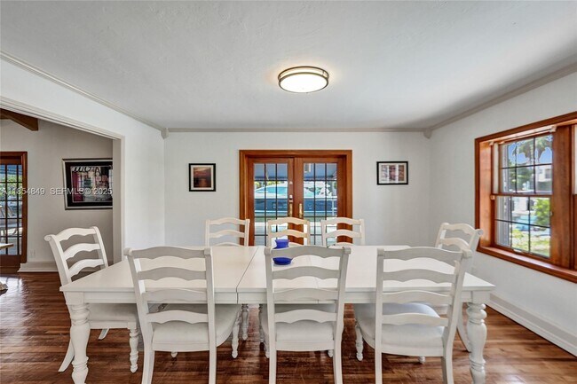 Building Photo - 609 Isle of Palms Dr