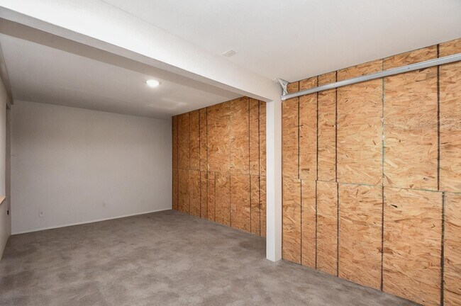 Building Photo - 5615 Barremore St