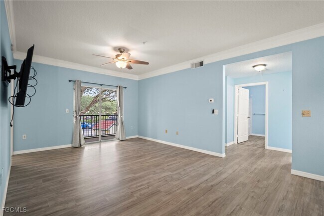 Building Photo - 11530 Villa Grand