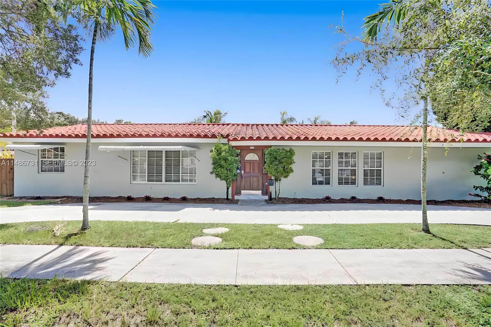 Building Photo - 247 SW 5th St