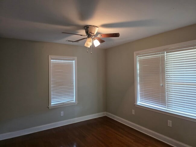 Building Photo - 109 Wilson St