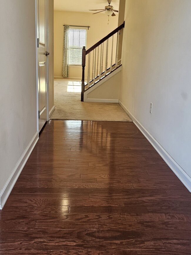 Building Photo - 308 Corday Ln