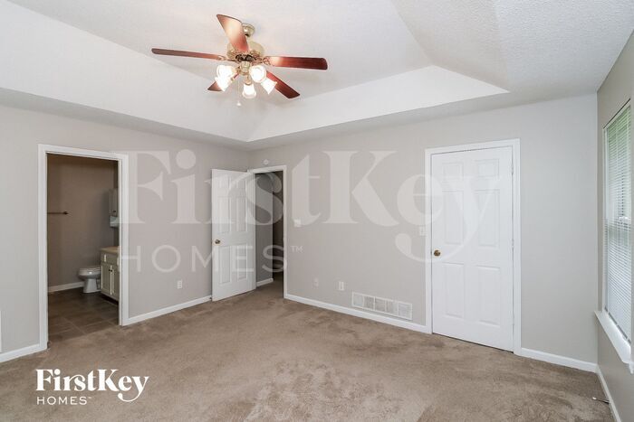 Building Photo - 6284 Sayre Dr NW