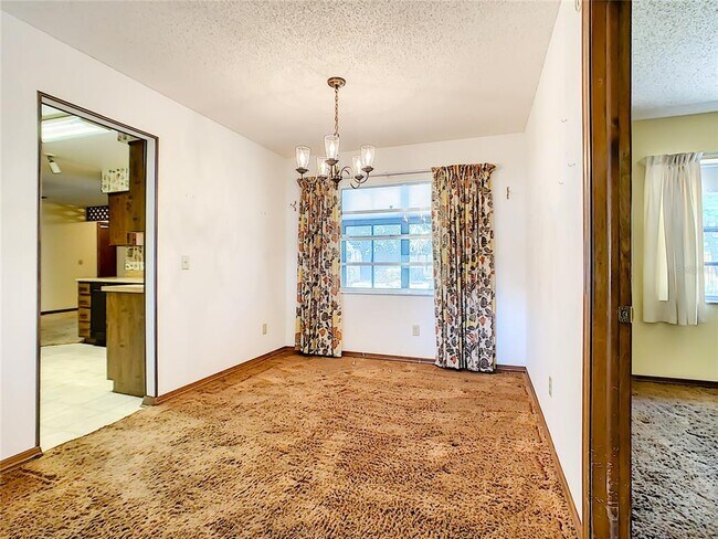 Building Photo - 5515 Albert Dr