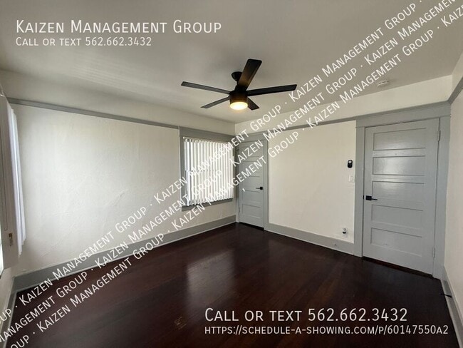 Building Photo - 536 W 14th St