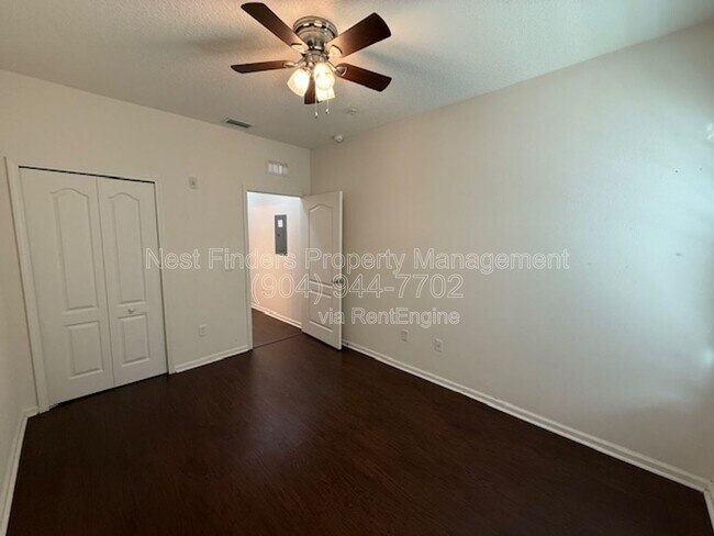 Building Photo - 4990 Key Lime Dr