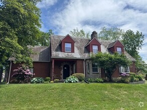 Building Photo - Lansdale 4 Bedroom Cape Cod with 2 car gar...