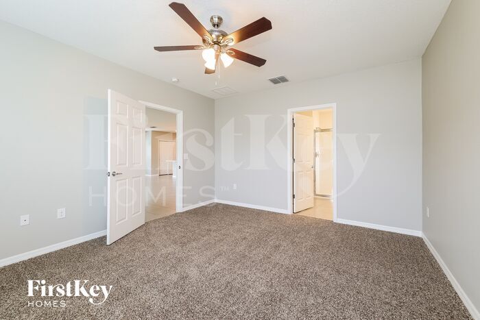 Building Photo - 626 Campo Ln