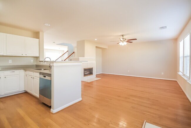 Building Photo - 18114 Shady Cypress Ln