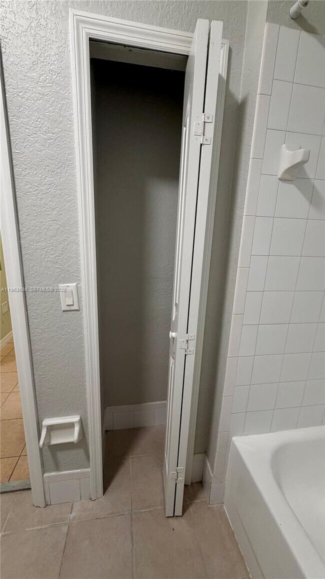 Building Photo - 13272 Old Biscayne Dr